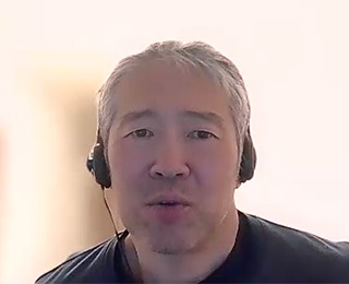 清水先生顔写真